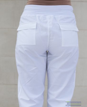Pants with back pocket